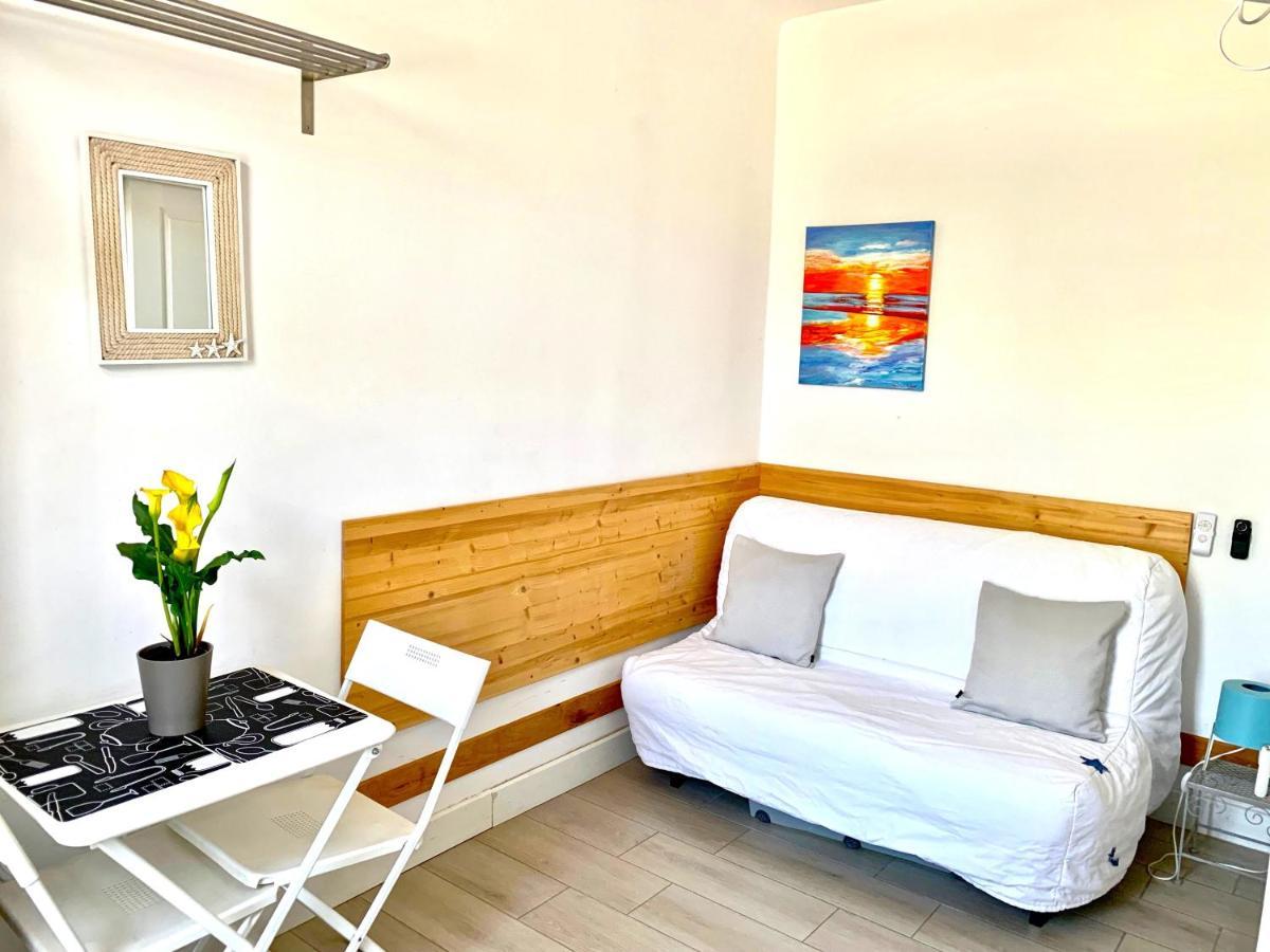 Blue Summer Vibes Mini Studio For Two, Ac, Parking, Beach At 50M, Spa Access -2 拉西约塔 外观 照片